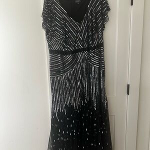 Gorgeous Adrianna Papell sequined dress.
